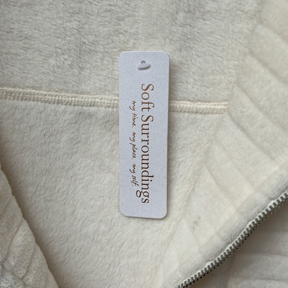 NWT Soft Surroundings Cream 1/2 Zip Pullover Sweatshirt. SzSM - Picture 11 of 11